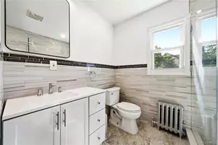 48 Central Blvd, Merrick, NY 11566 - Photo 9