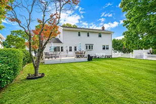 69A Erlanger Blvd, North Babylon, NY 11703 - Photo 9
