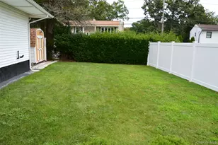 18 Sterling Pl, Sayville, NY 11782 - Photo 39