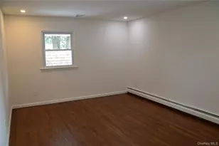 18 Sterling Pl, Sayville, NY 11782 - Photo 13