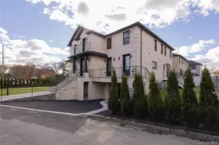 1 Victoria Ln, Yonkers, NY 10701 - Photo 21