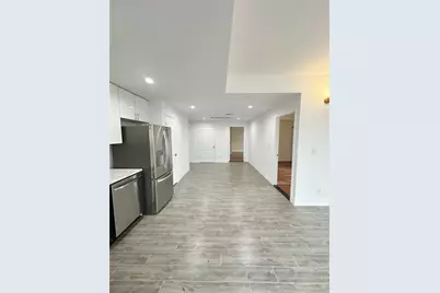 65-18 Austin Street #8B, Rego Park, NY 11374 - Photo 3