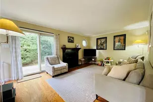 301 Kensington Way, Mount Kisco, NY 10549 - Photo 13