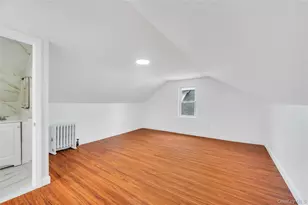 100-33 205th St, Hollis, NY 11423 - Photo 33