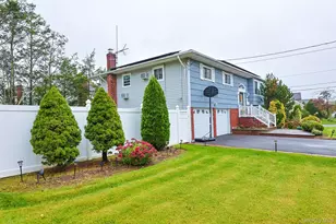 46 Convent Rd, Syosset, NY 11791 - Photo 3
