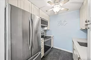 42 Richmond Blvd, Ronkonkoma, NY 11779 - Photo 7