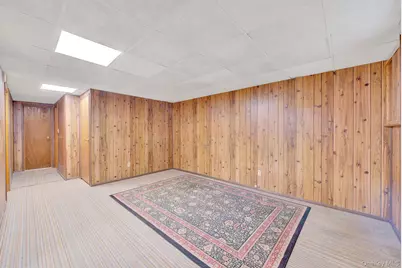2 Old Broadway, New Hyde Park, NY 11040 - Photo 27