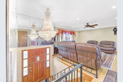 2 Old Broadway, New Hyde Park, NY 11040 - Photo 3