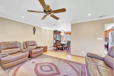 2 Old Broadway, New Hyde Park, NY 11040 - Photo 5