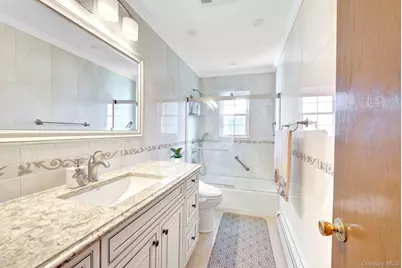 2 Old Broadway, New Hyde Park, NY 11040 - Photo 13