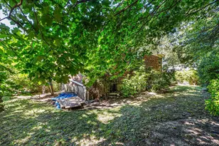 217-06 Stewart Rd, Oakland Gardens, NY 11364 - Photo 35
