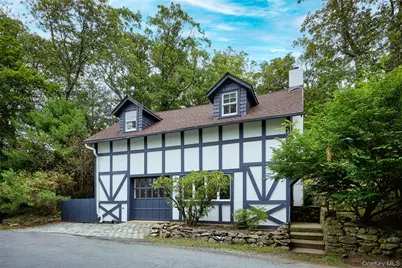 93 Circuit Road, Tuxedo Park, NY 10987 - Photo 1