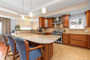 1 Glenwood Ave, Lynbrook, NY 11563 - Photo 7