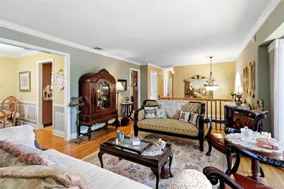 26 Pickwick Hill Drive, Huntington Station, NY 11746 - Photo 5