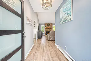 11 Folsom Ln, Coram, NY 11727 - Photo 5
