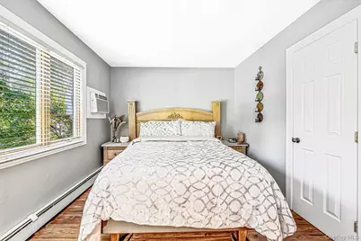 11 Folsom Lane, Coram, NY 11727 - Photo 15