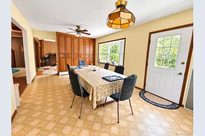 129 Village Line Road, Babylon, NY 11702 - Photo 7