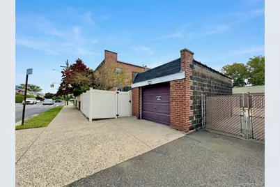 2002 150th Street, Whitestone, NY 11357 - Photo 21
