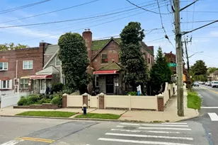 20-02 150th St, Whitestone, NY 11357 - Photo 1