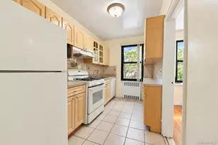 151 E Hartsdale Ave, Hartsdale, NY 10530 - Photo 13