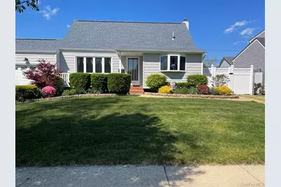 3153 Ward Lane, Wantagh, NY 11793 - Photo 1