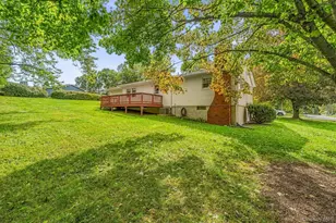 38 Blossom Ln, Wallkill, NY 12589 - Photo 33