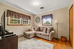 38 Blossom Ln, Wallkill, NY 12589 - Photo 23