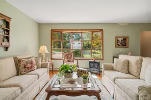 38 Blossom Ln, Wallkill, NY 12589 - Photo 7