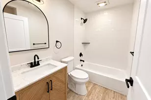 102 Pinewood Dr, Shirley, NY 11967 - Photo 15