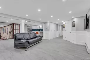 21 Buttonwood Dr, Dix Hills, NY 11746 - Photo 31