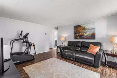 115 S 11th Street, New Hyde Park, NY 11040 - Photo 15
