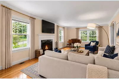 107 Hickory Road, Briarcliff Manor, NY 10510 - Photo 11