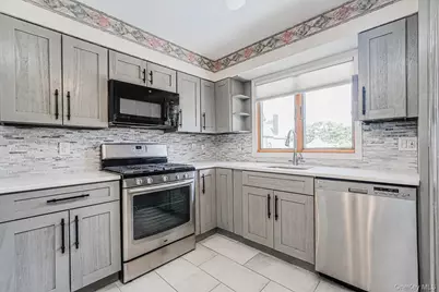 17 Murray Place, New York, NY 10304 - Photo 17