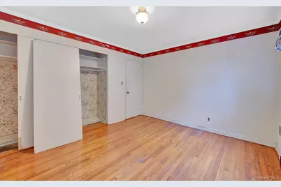 6 Soundview Road, Glen Cove, NY 11542 - Photo 17