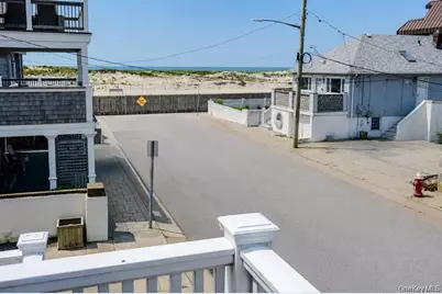30 Buffalo Avenue, Long Beach, NY 11561 - Photo 17