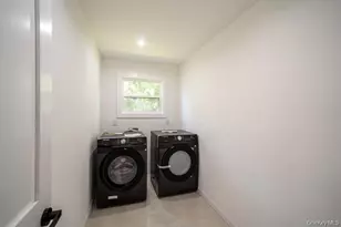 770 Cedar St, Syosset, NY 11791 - Photo 5