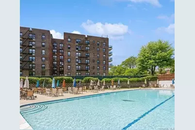 226-26 Union Turnpike #6H, Oakland Gardens, NY 11364 - Photo 15