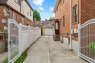 149-50 16th Rd, Whitestone, NY 11357 - Photo 7