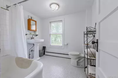 48 Tompkins Street, Kingston, NY 12401 - Photo 23