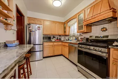 631 Kimball Avenue, Yonkers, NY 10704 - Photo 9