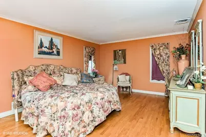 23 Hill House Lane, Glen Head, NY 11545 - Photo 11
