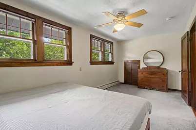 102 E Market Street, Hyde Park, NY 12538 - Photo 33