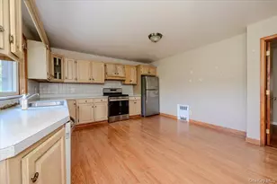 77 W Devonia Ave, Mount Vernon, NY 10552 - Photo 5
