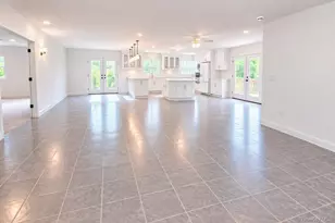 88 Pleasant Ave, Centereach, NY 11720 - Photo 11