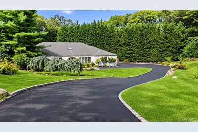 7 Faulkner Lane, Dix Hills, NY 11746 - Photo 45