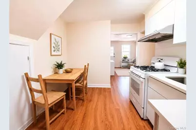 61-43 157th Street, Flushing, NY 11367 - Photo 5