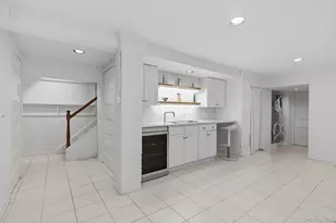 82 Quinby Ave, White Plains, NY 10606 - Photo 33