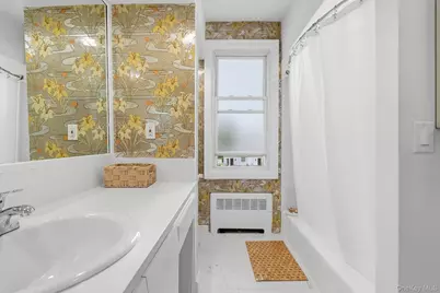82 Quinby Avenue, White Plains, NY 10606 - Photo 27