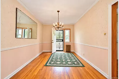 195-15 Station Road, Flushing, NY 11358 - Photo 7