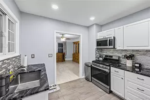 410 Midwood Ave, Bellmore, NY 11710 - Photo 27
